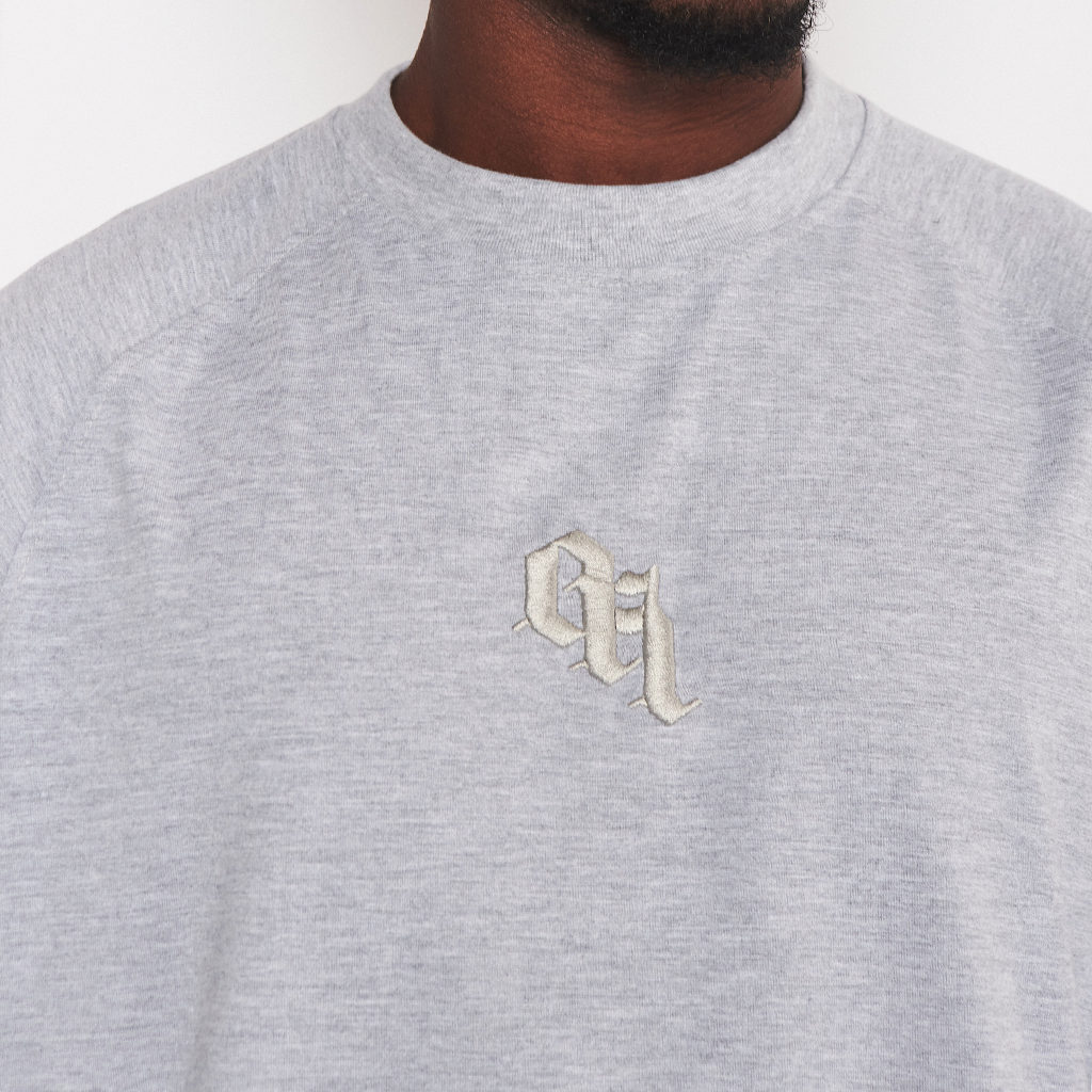 BASIC LOGO T-SHIRT